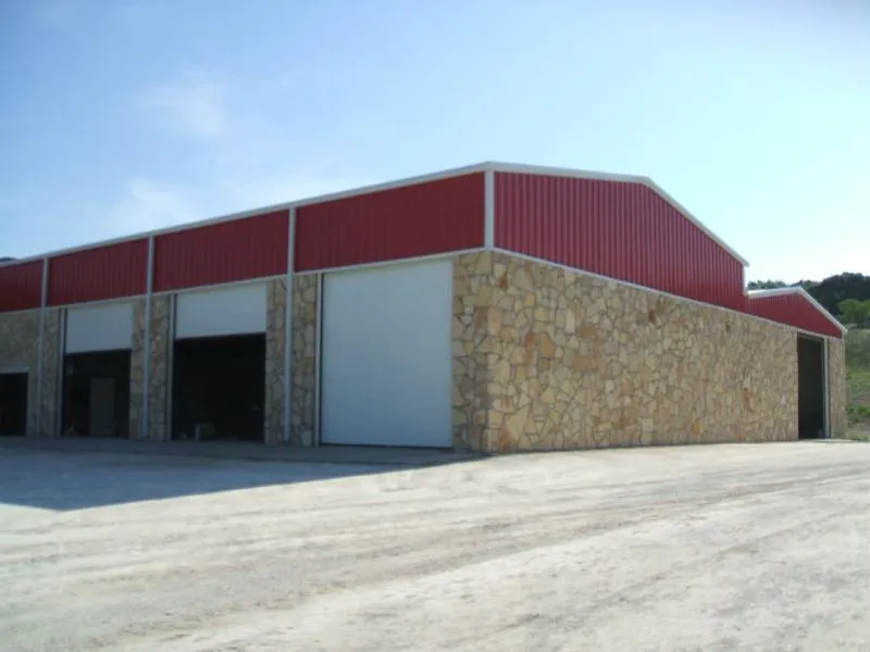 Retail metal building photo 8