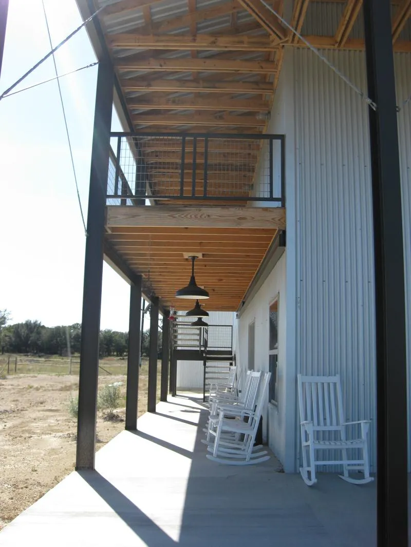 Residence 01 metal building photo 8